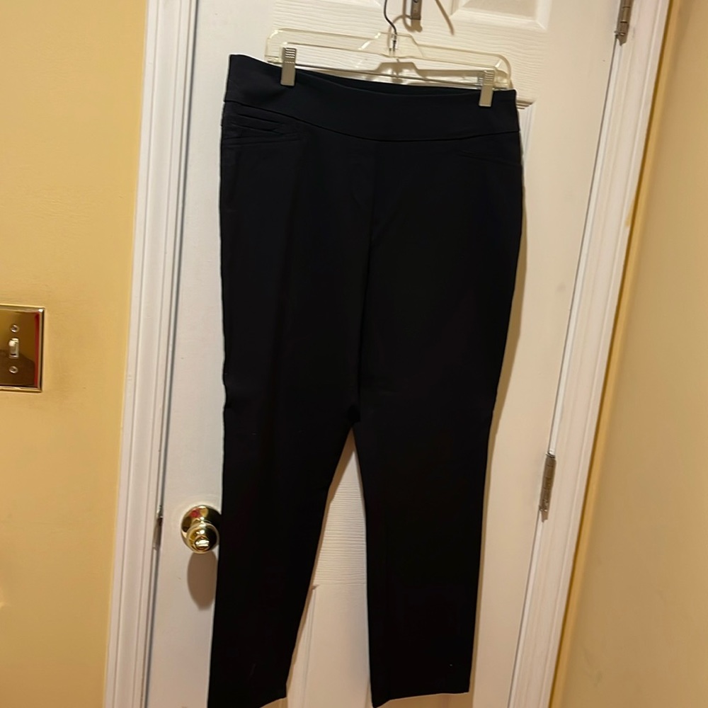 Ladies cropped pants